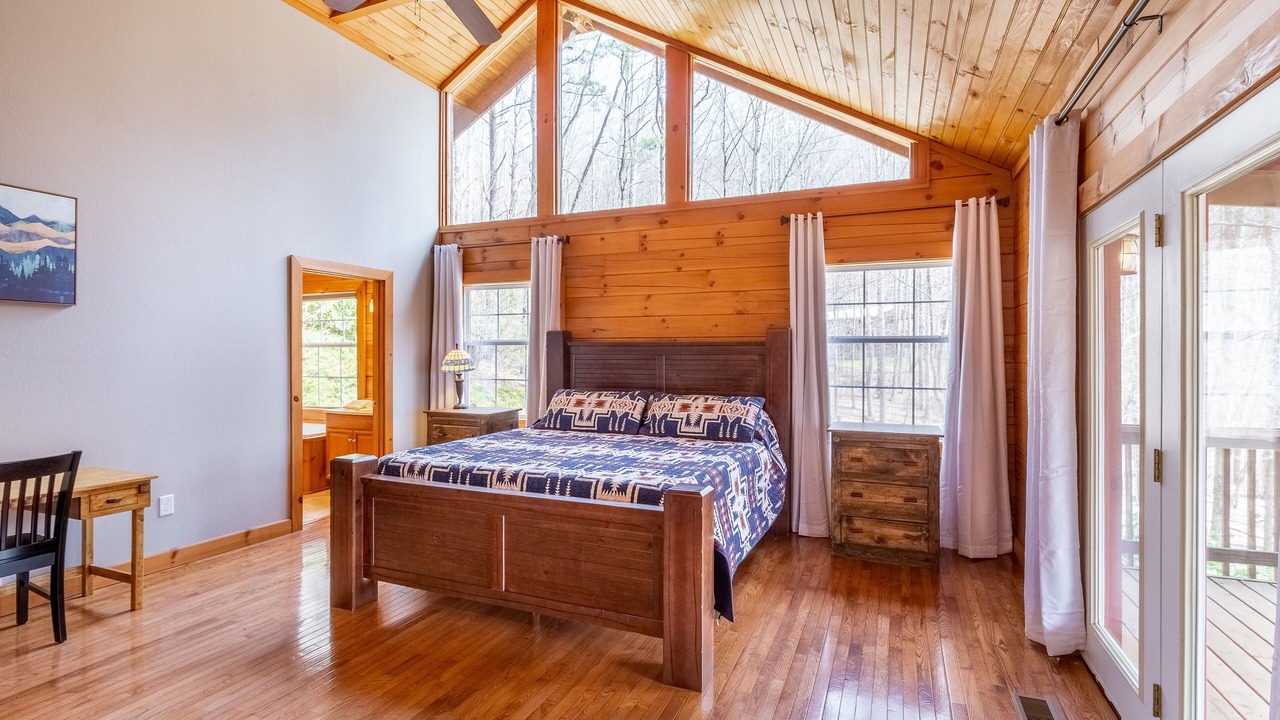 Photo of Bedroom in Waynesville