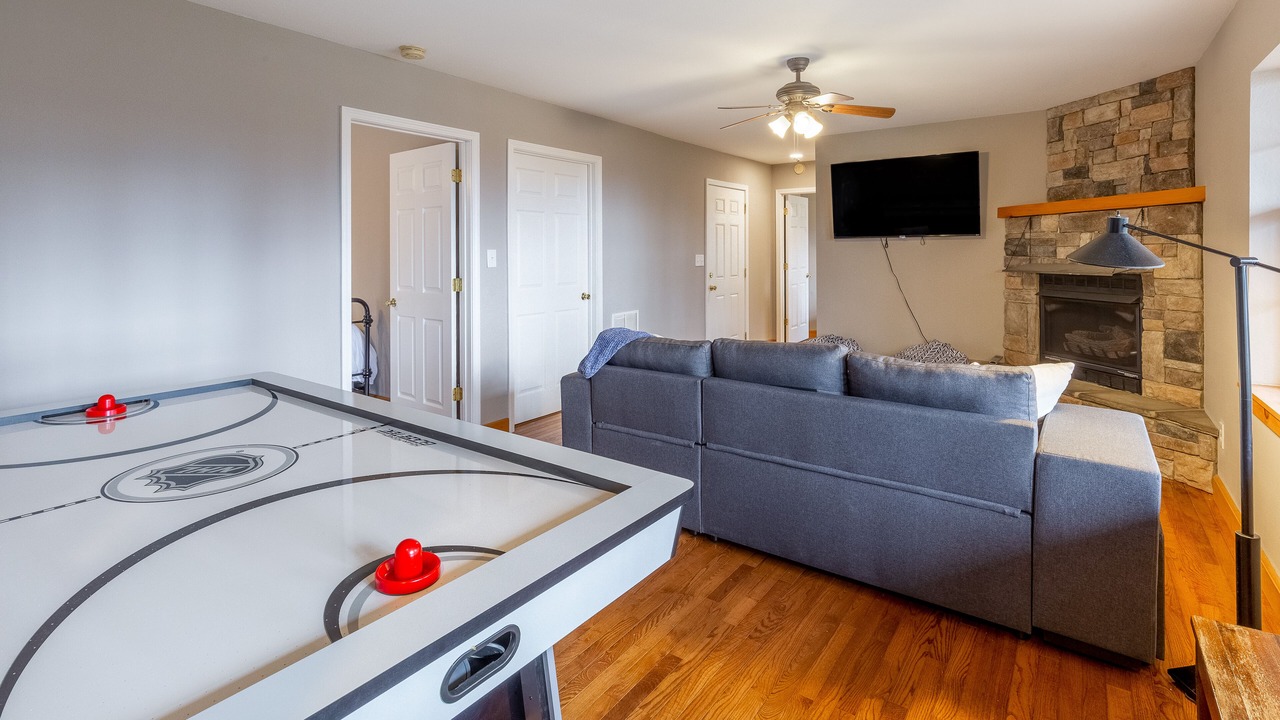 Photo of Livingroom in Waynesville