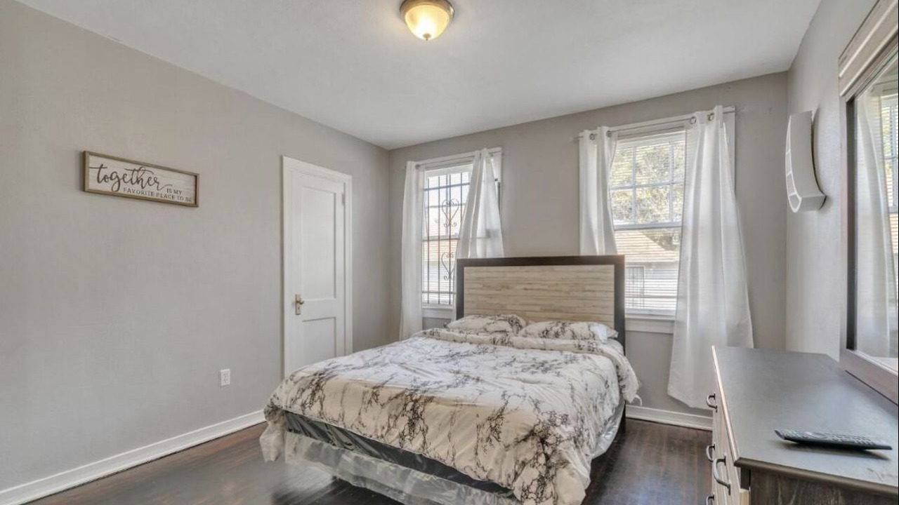 Photo of Bedroom in Urban Core