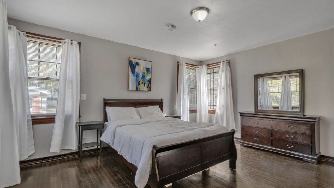 Photo of Bedroom in Urban Core