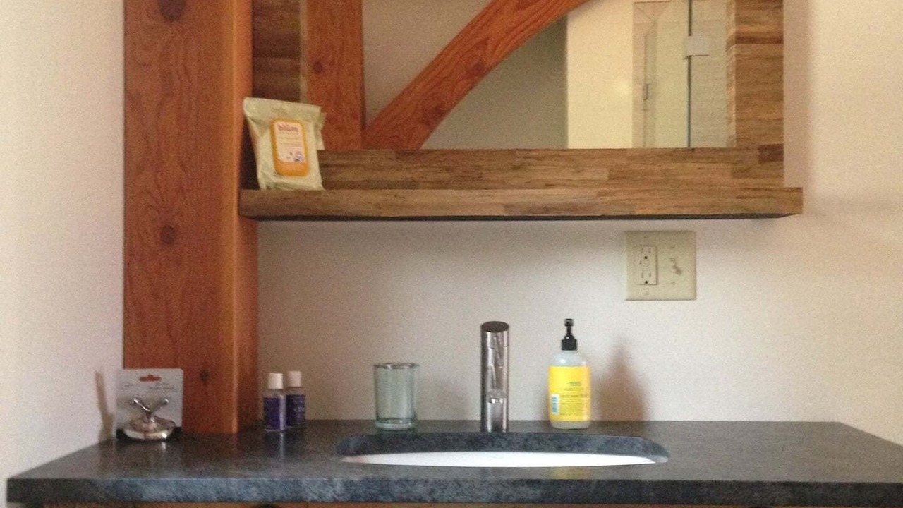 Photo of Bathroom in Marshall