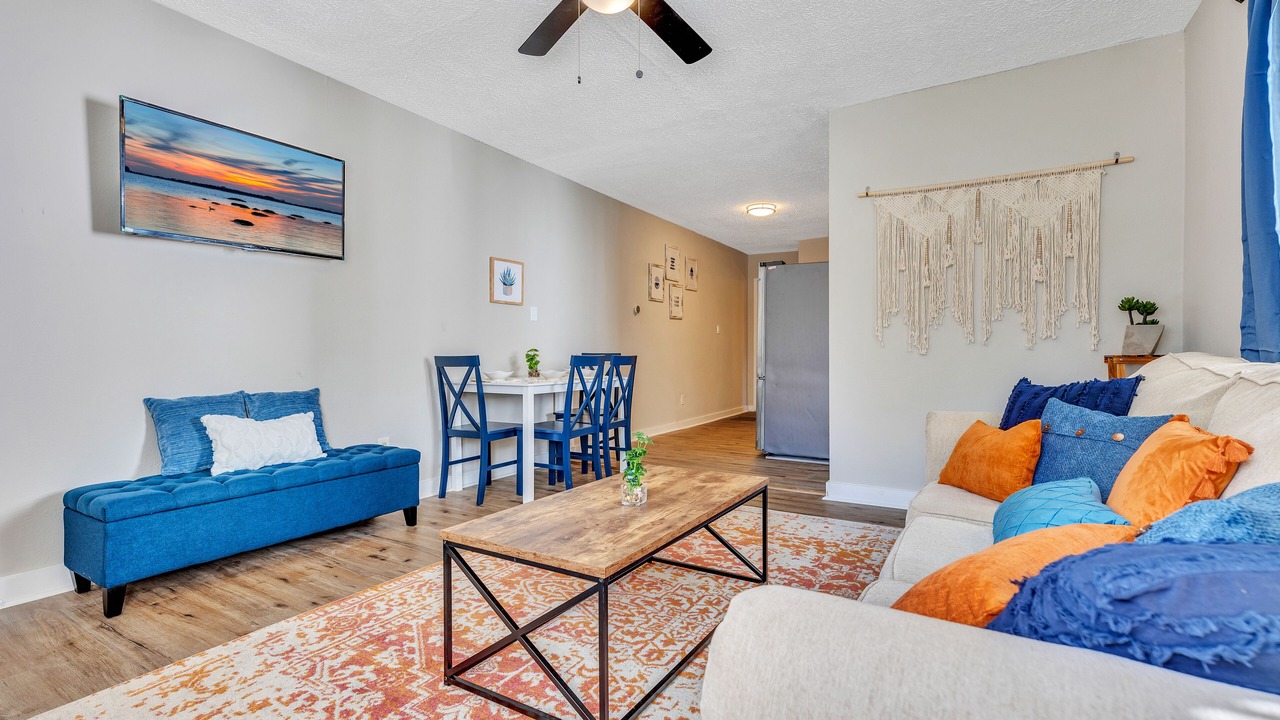 Photo of Livingroom in East Point