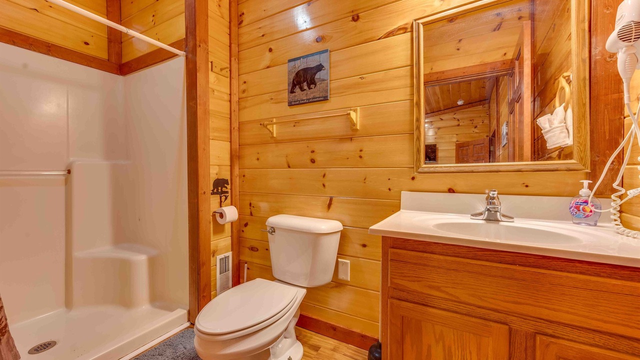Photo of Bathroom in Cosby