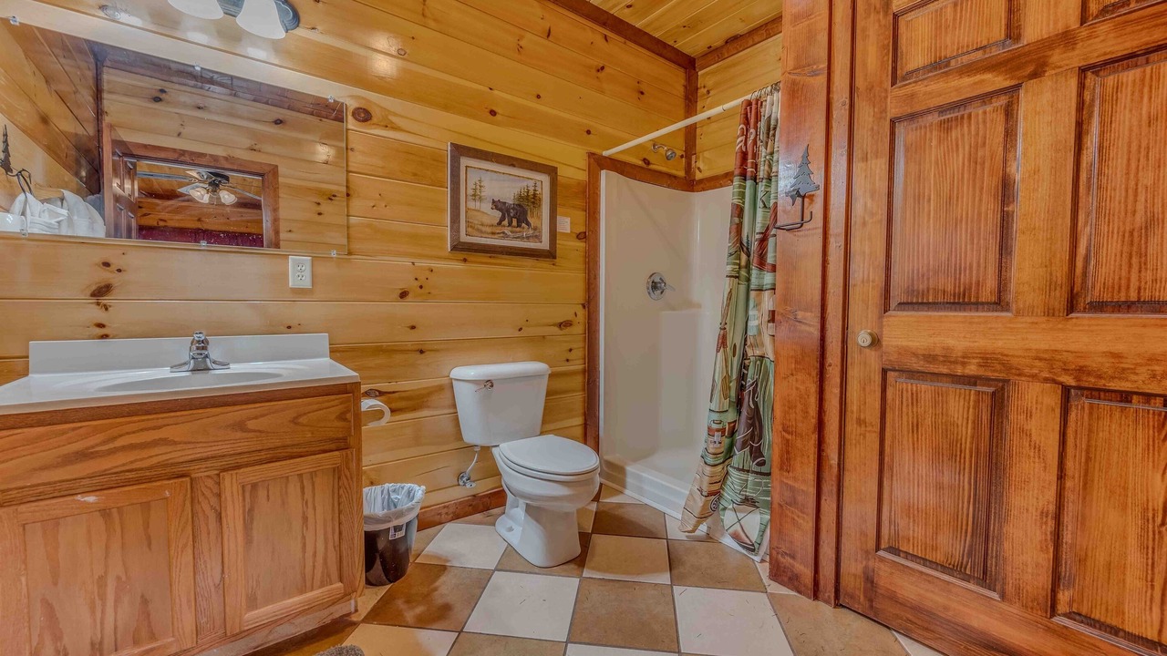 Photo of Bathroom in Cosby