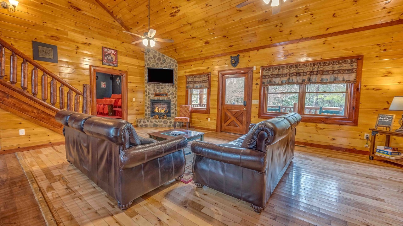 Photo of Livingroom in Cosby
