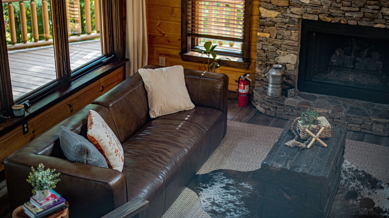 Photo of Livingroom in Blairsville