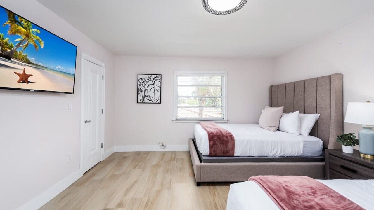 Photo of Bedroom in Miami Shores