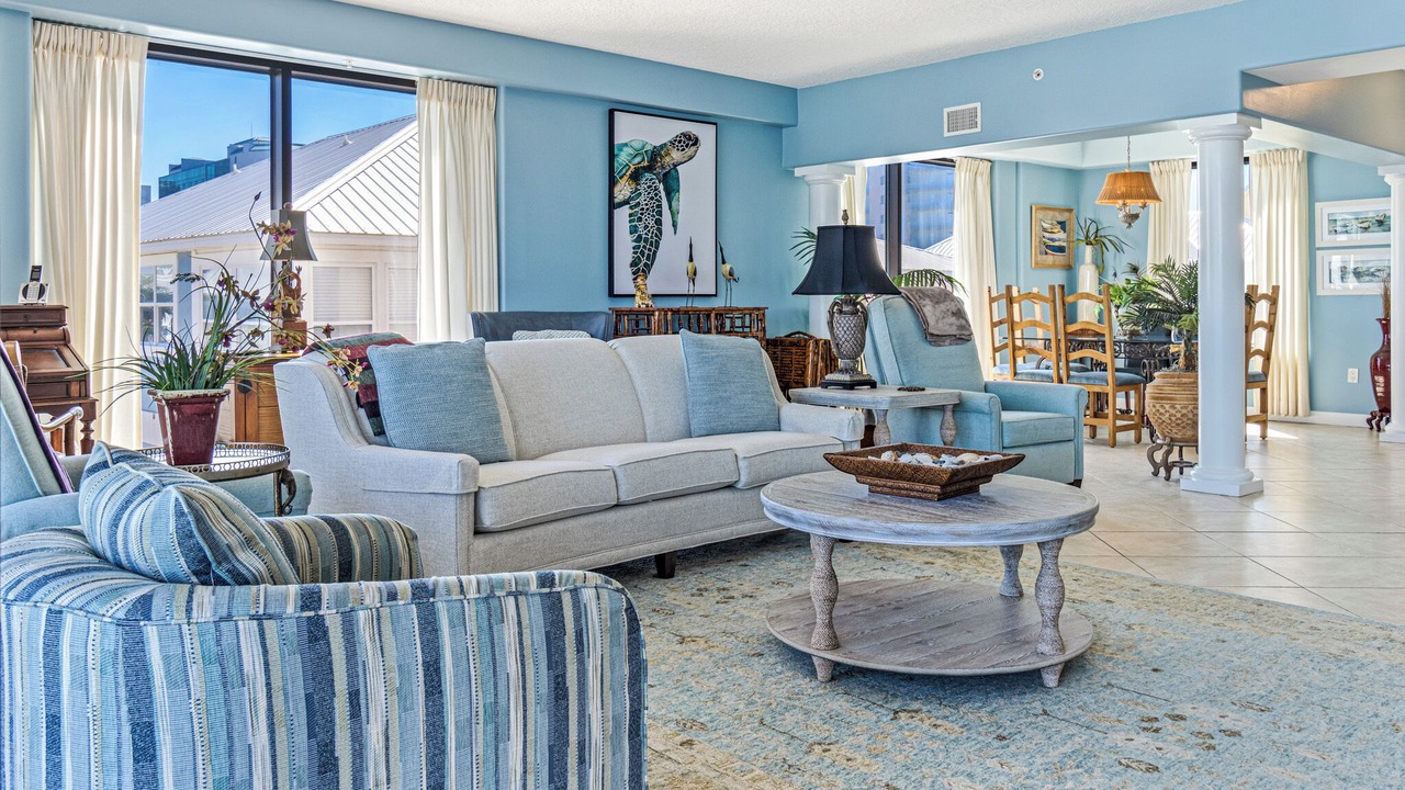 Photo of Livingroom in Orange Beach East