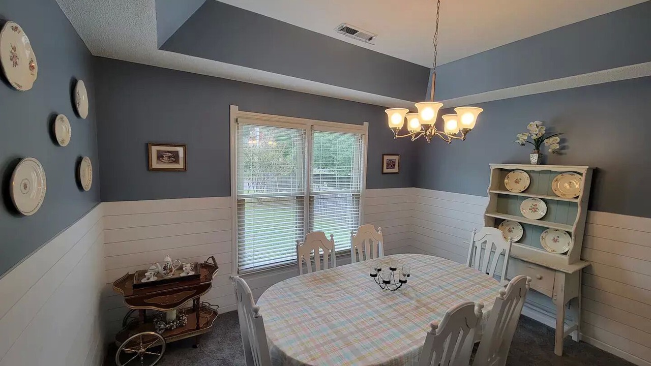 Photo of Livingroom in Madison
