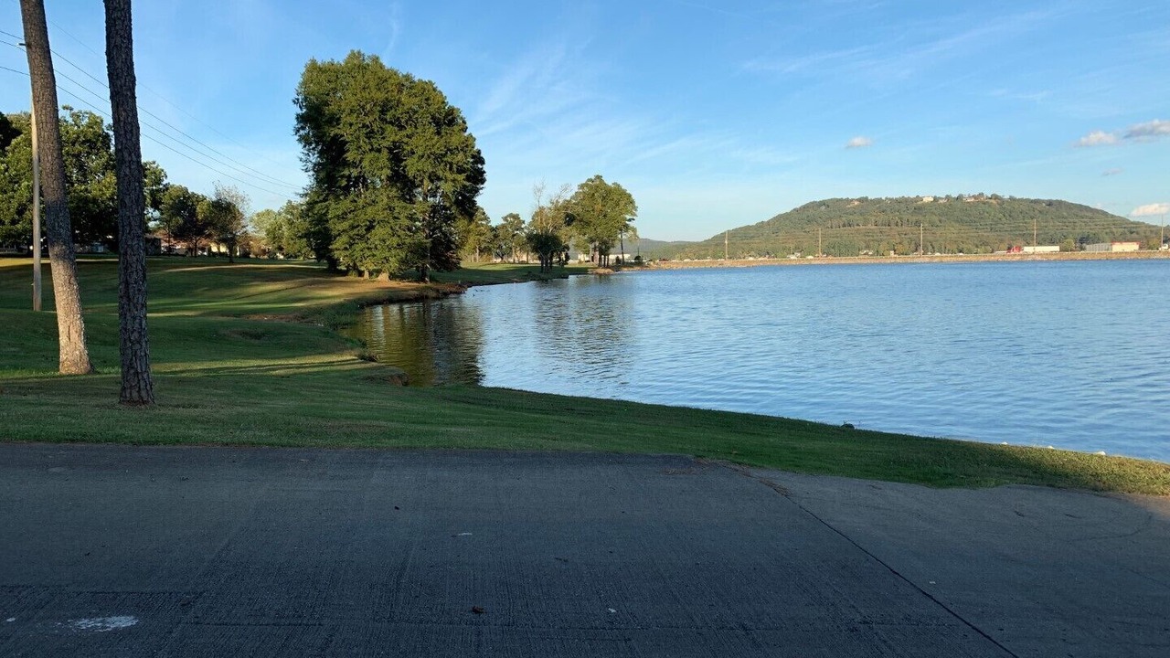 Photo of Others in Guntersville