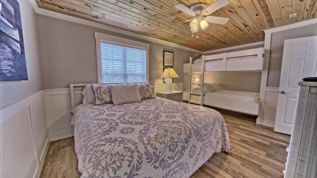 Photo of Bedroom in Inlet Beach