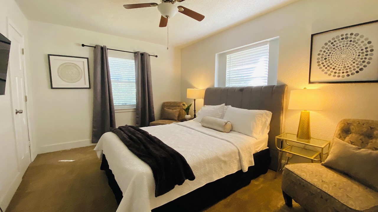 Photo of Bedroom in College Park