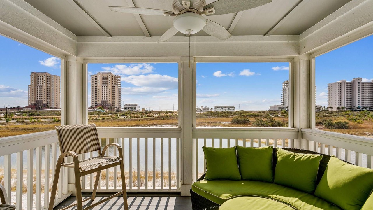 Photo of Patio Balcony in Ono Island