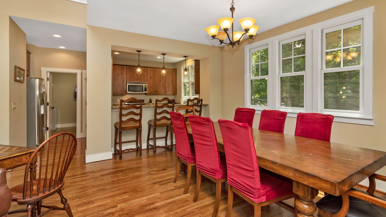 Photo of Livingroom in Bear Lake Reserve