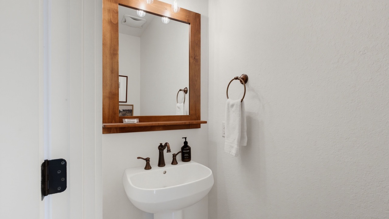 Photo of Bathroom in Bear Lake Reserve