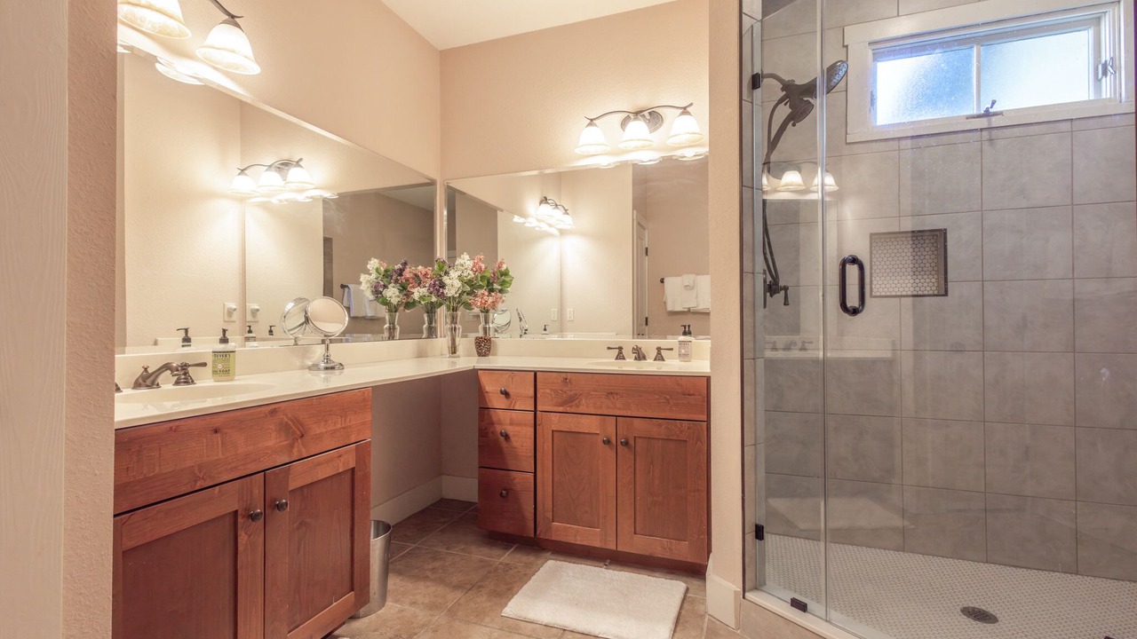 Photo of Bathroom in Bear Lake Reserve