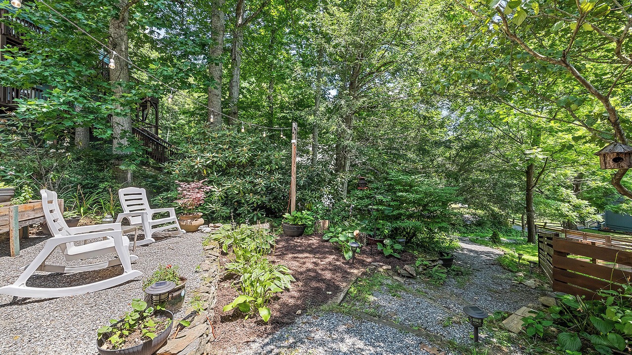 Photo of Outdoor in Valley Creek Run