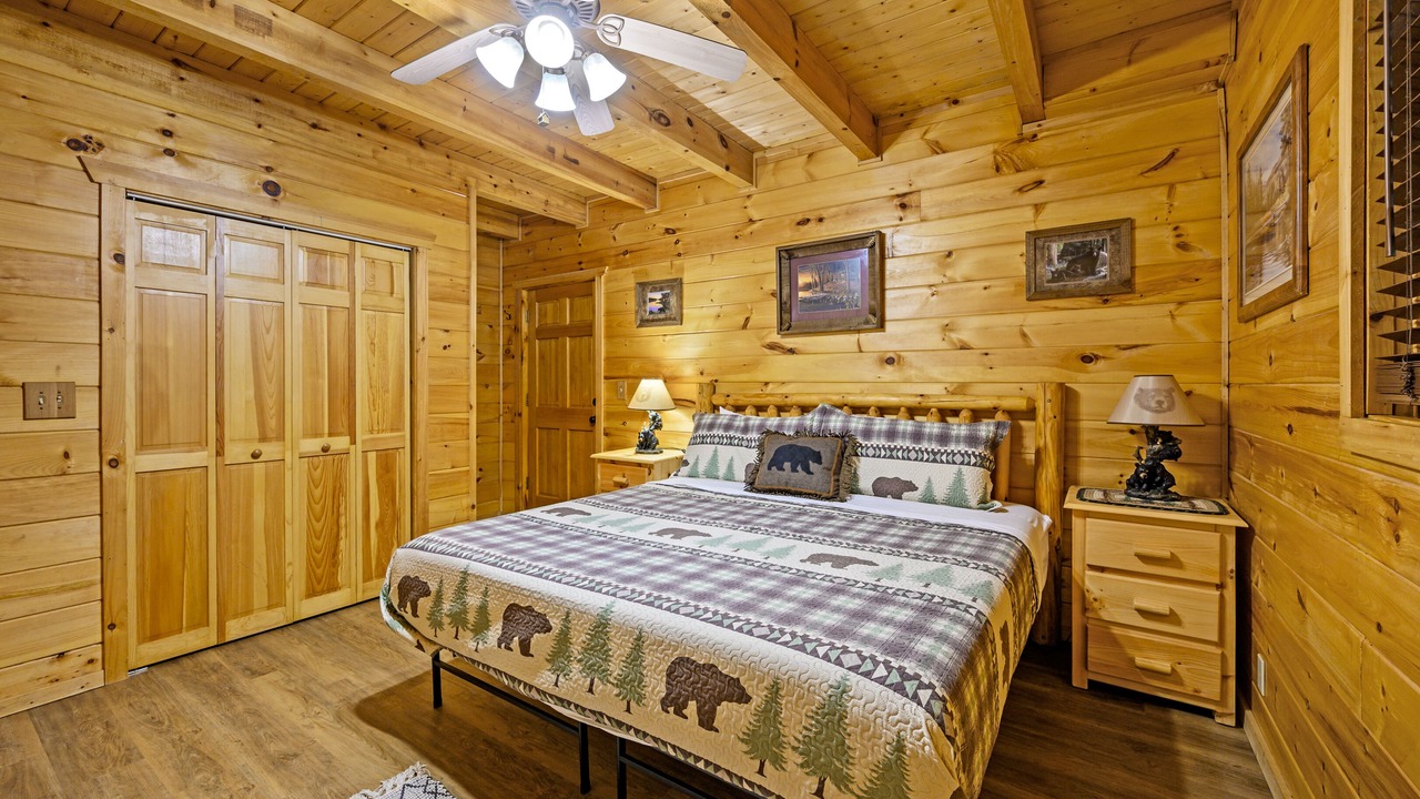 Photo of Bedroom in Sevierville