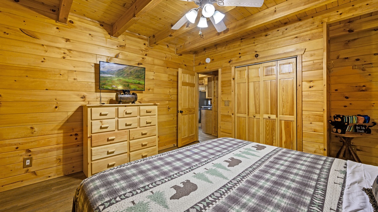 Photo of Bedroom in Sevierville