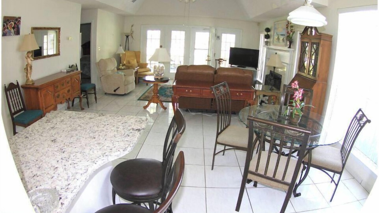 Photo of Bedroom in Gautier
