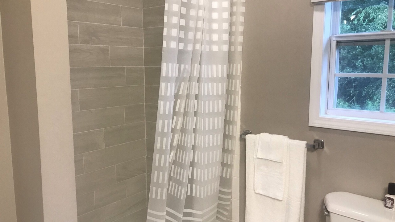 Photo of Bathroom in Marshall