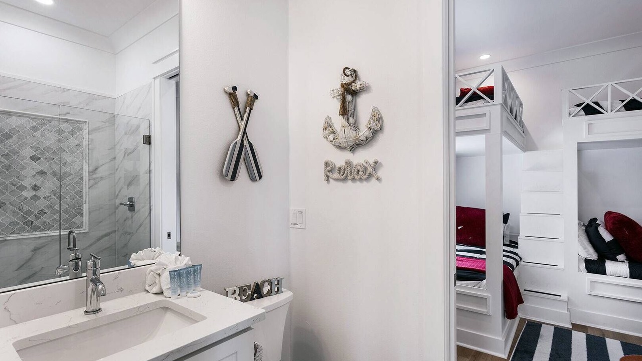 Photo of Bathroom in Emerald Waters Village