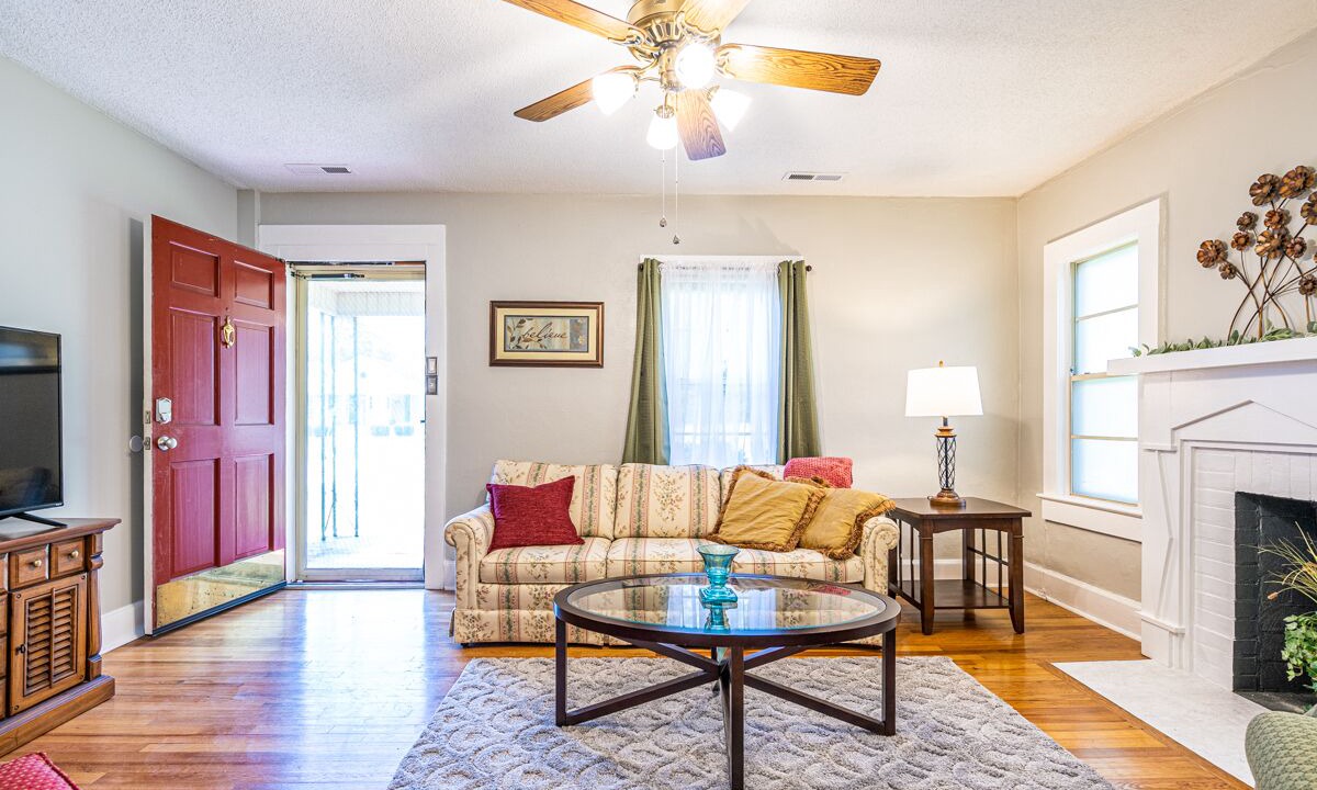 Photo of Livingroom in Hartselle