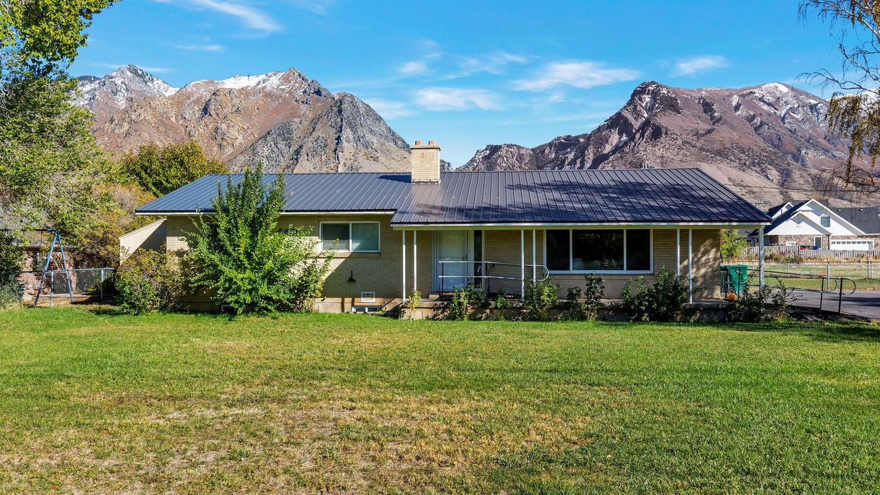 Photo of Outdoor in Highland