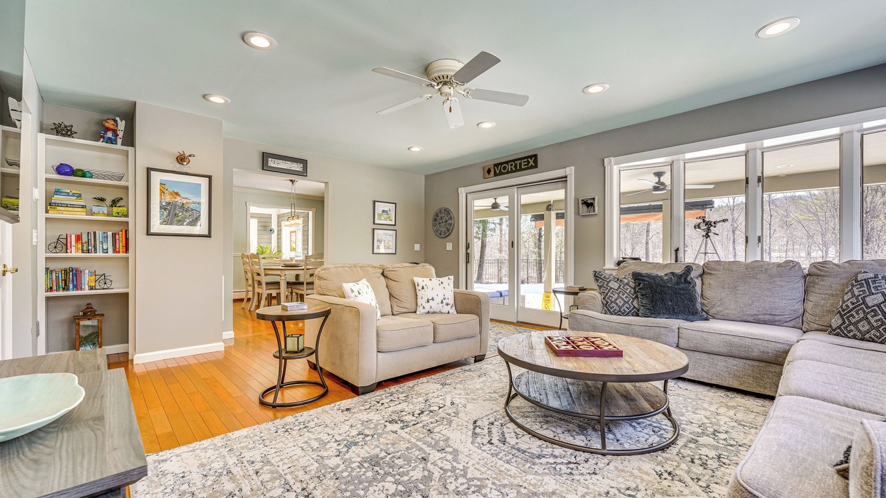 Photo of Livingroom in Ludlow