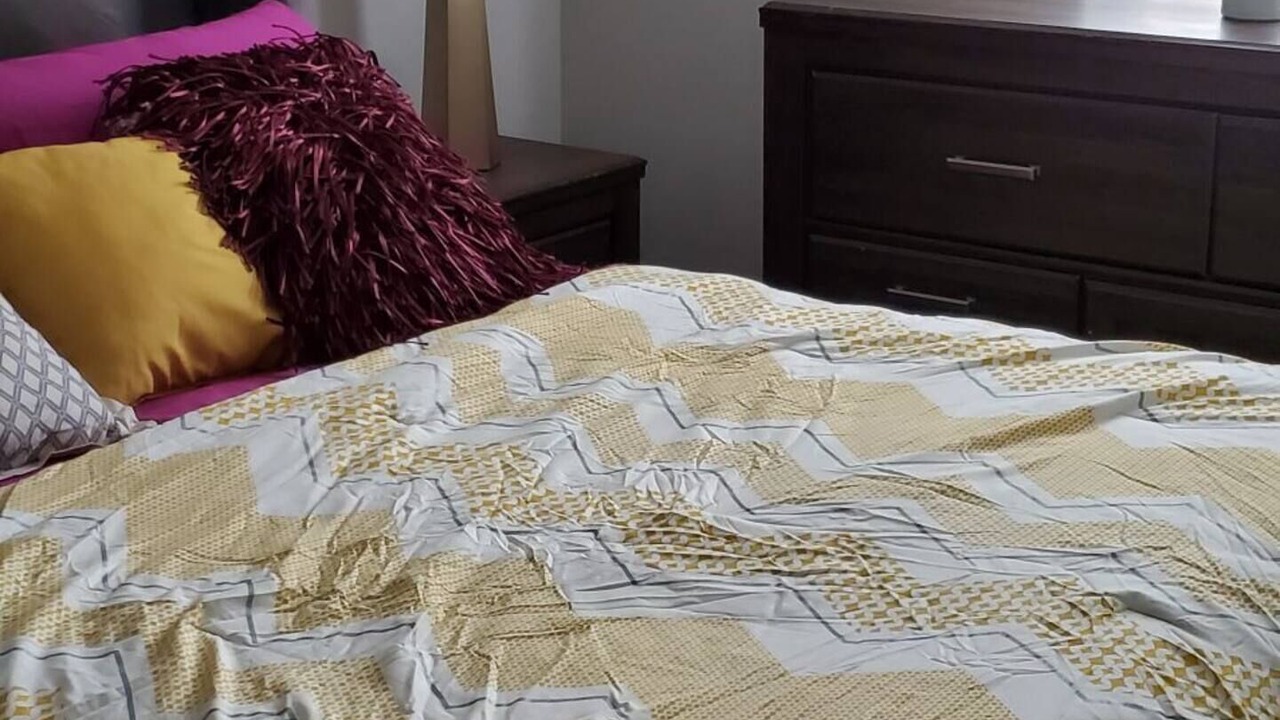 Photo of Bedroom in Riverdale