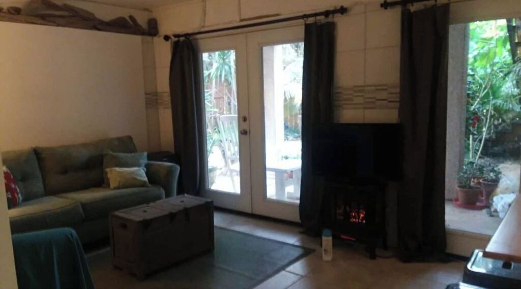 Photo of Livingroom in Country Club Estates