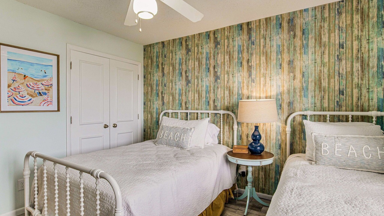 Photo of Bedroom in Orange Beach East
