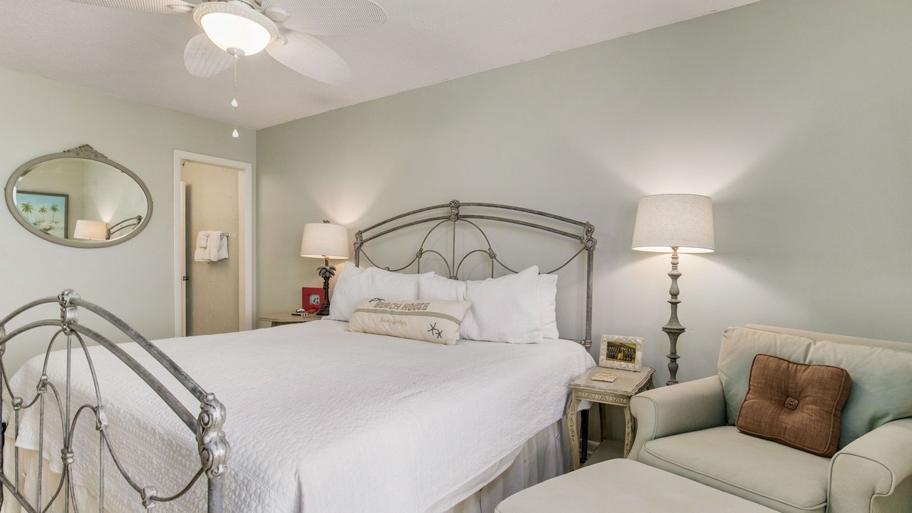 Photo of Bedroom in Orange Beach East
