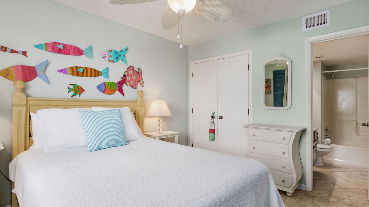 Photo of Bedroom in Orange Beach East