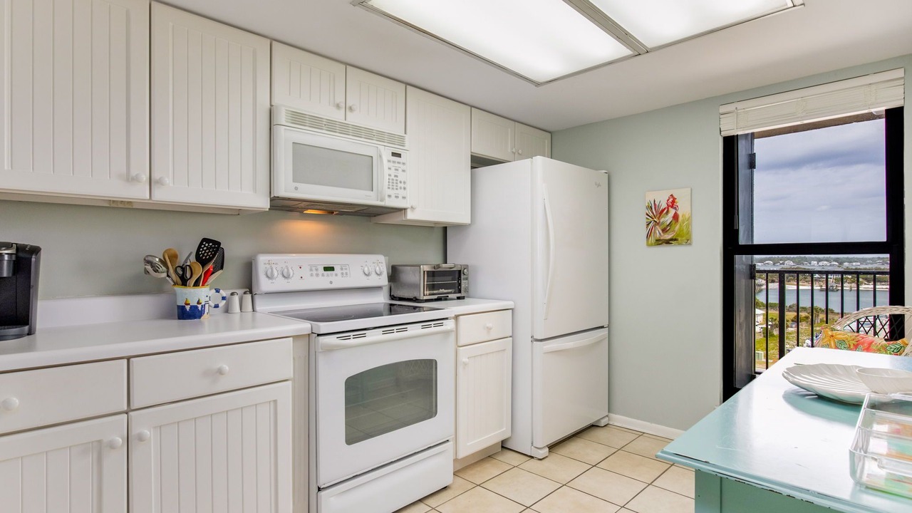 Photo of Kitchen in Orange Beach East