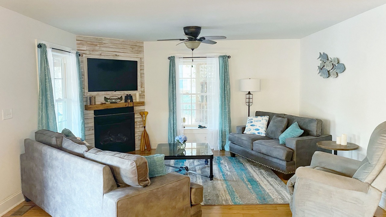 Photo of Livingroom in Eatonton