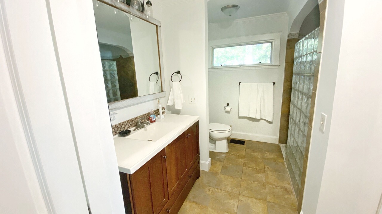 Photo of Bathroom in Eatonton