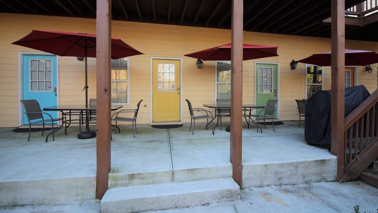 Photo of Outdoor in Cedar Grove
