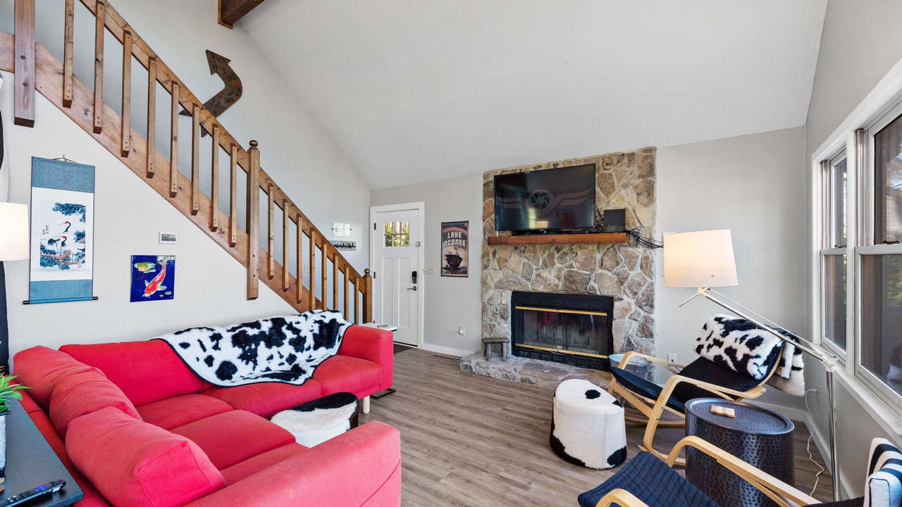 Photo of Livingroom in Eatonton