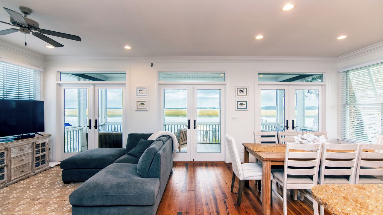 Photo of Livingroom in Edisto Island