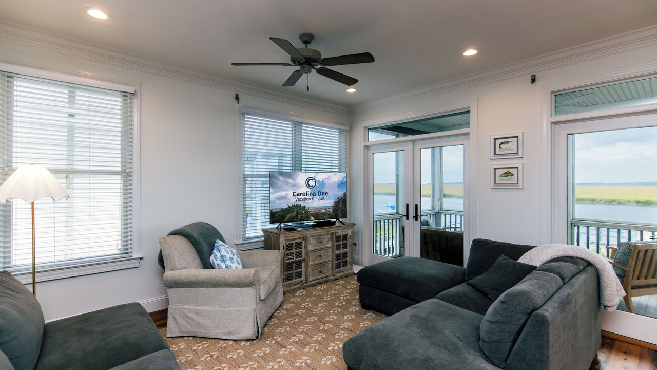 Photo of Livingroom in Edisto Island
