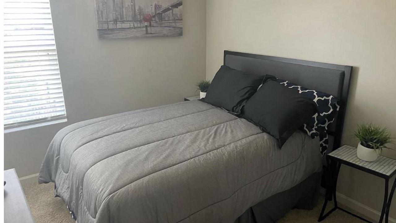 Photo of Bedroom in Riverdale