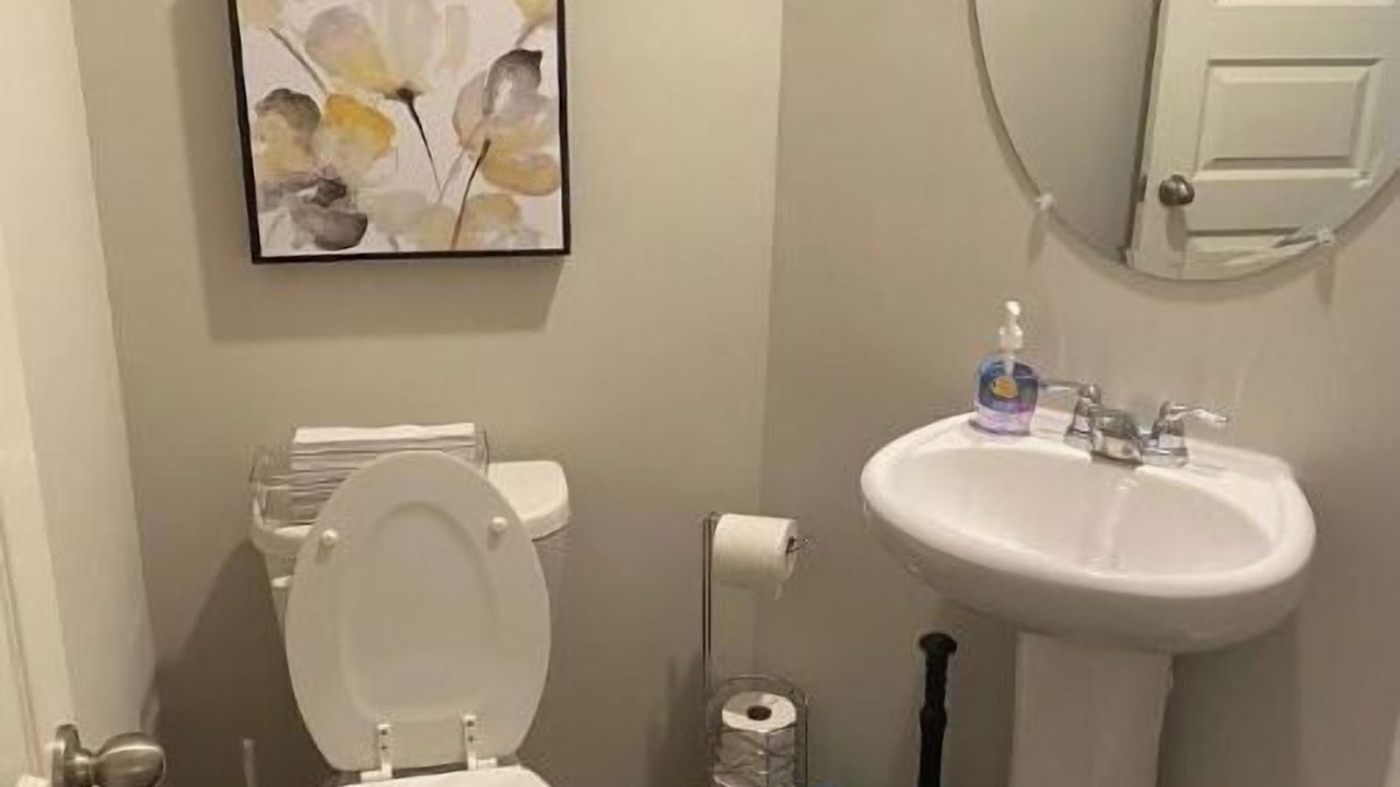 Photo of Bathroom in Riverdale