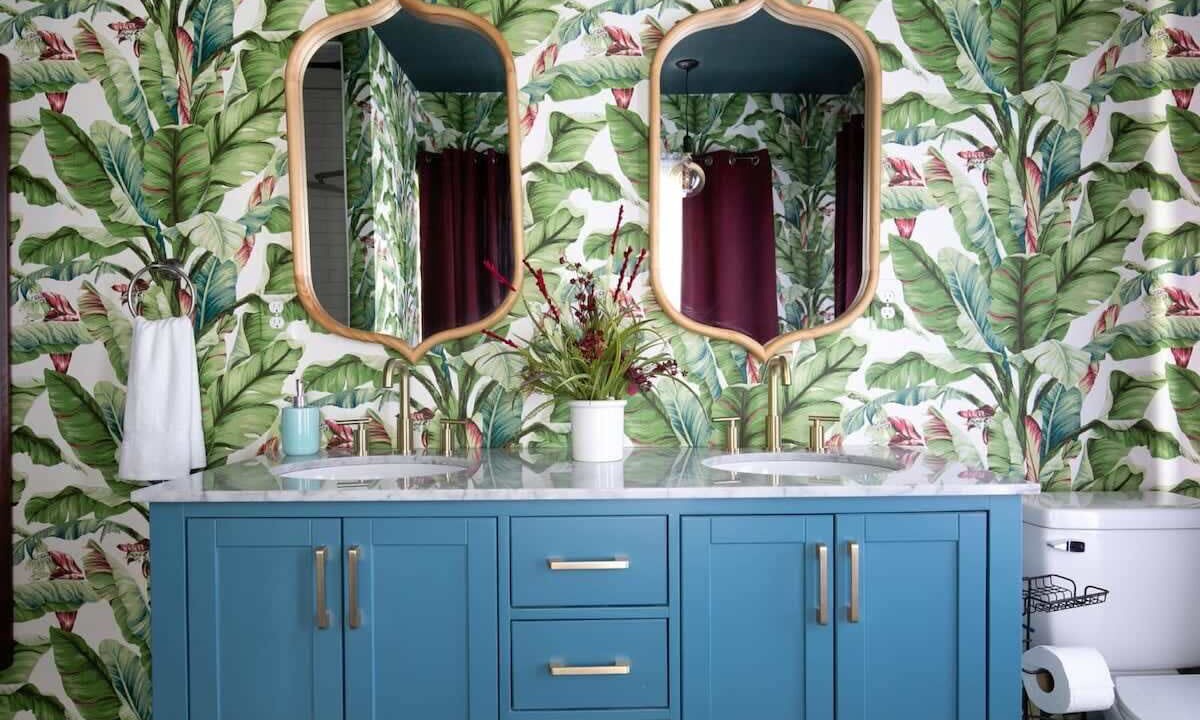 Photo of Bathroom in Crestline Heights