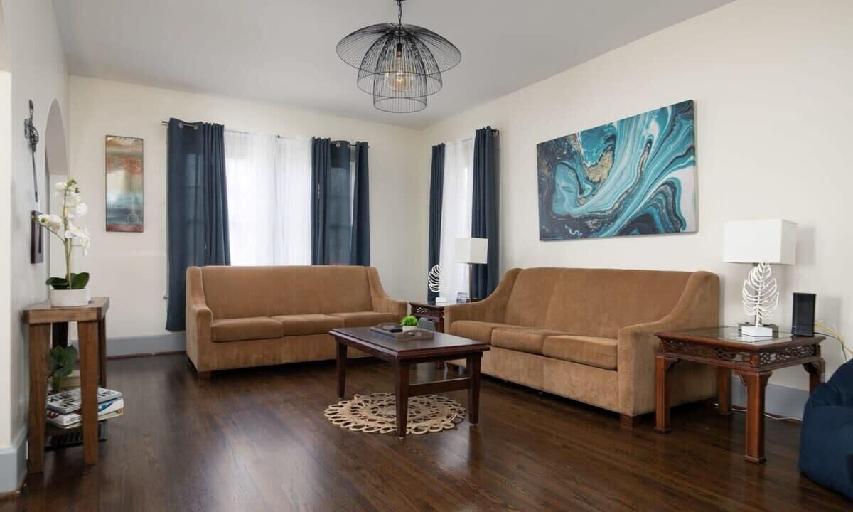Photo of Bedroom in Crestline Heights