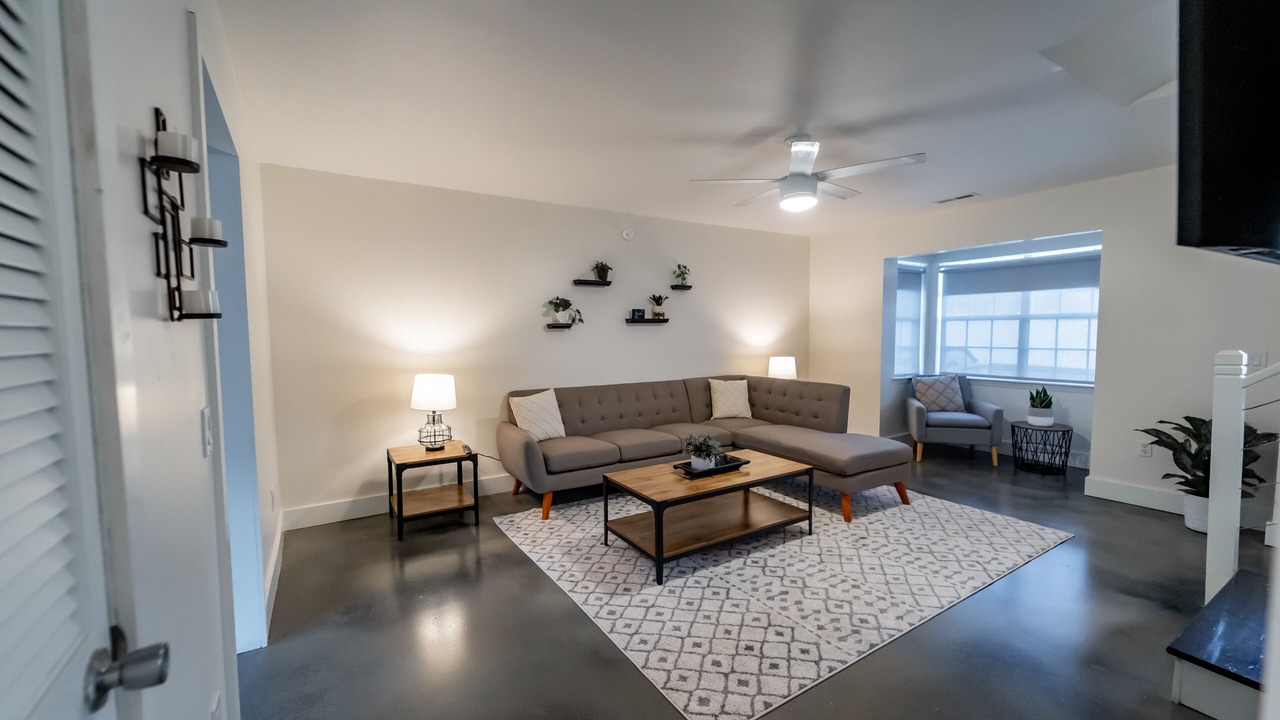 Photo of Livingroom in Huntsville