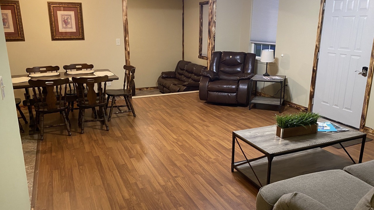 Photo of Livingroom in Guntersville