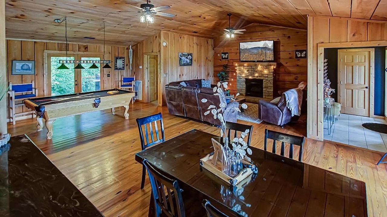 Photo of Bedroom in Sevierville