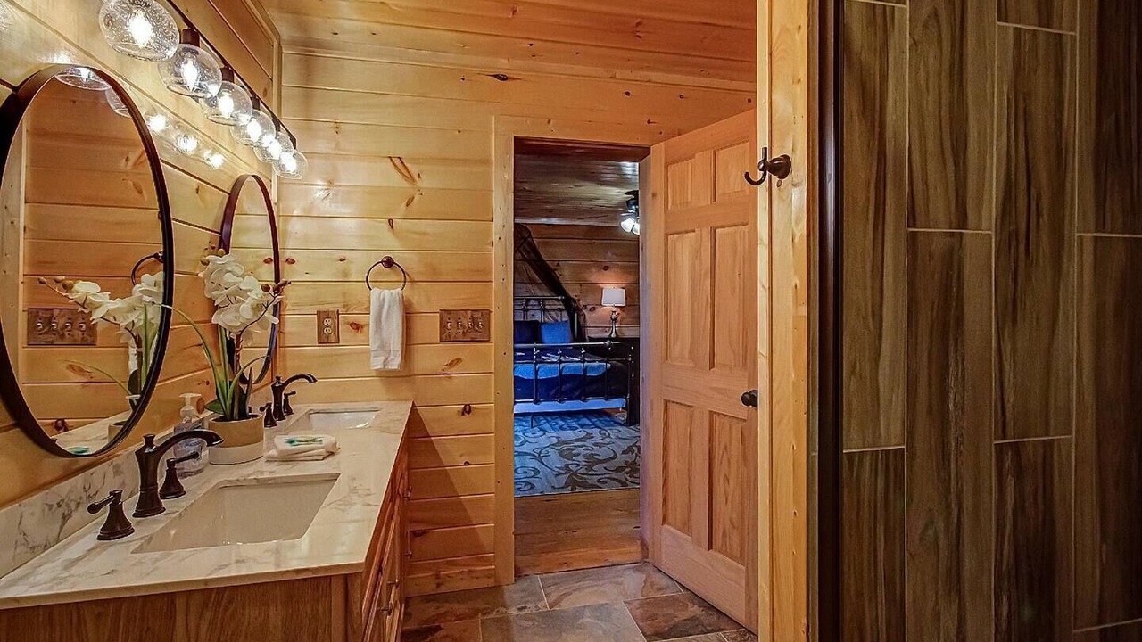 Photo of Bathroom in Sevierville