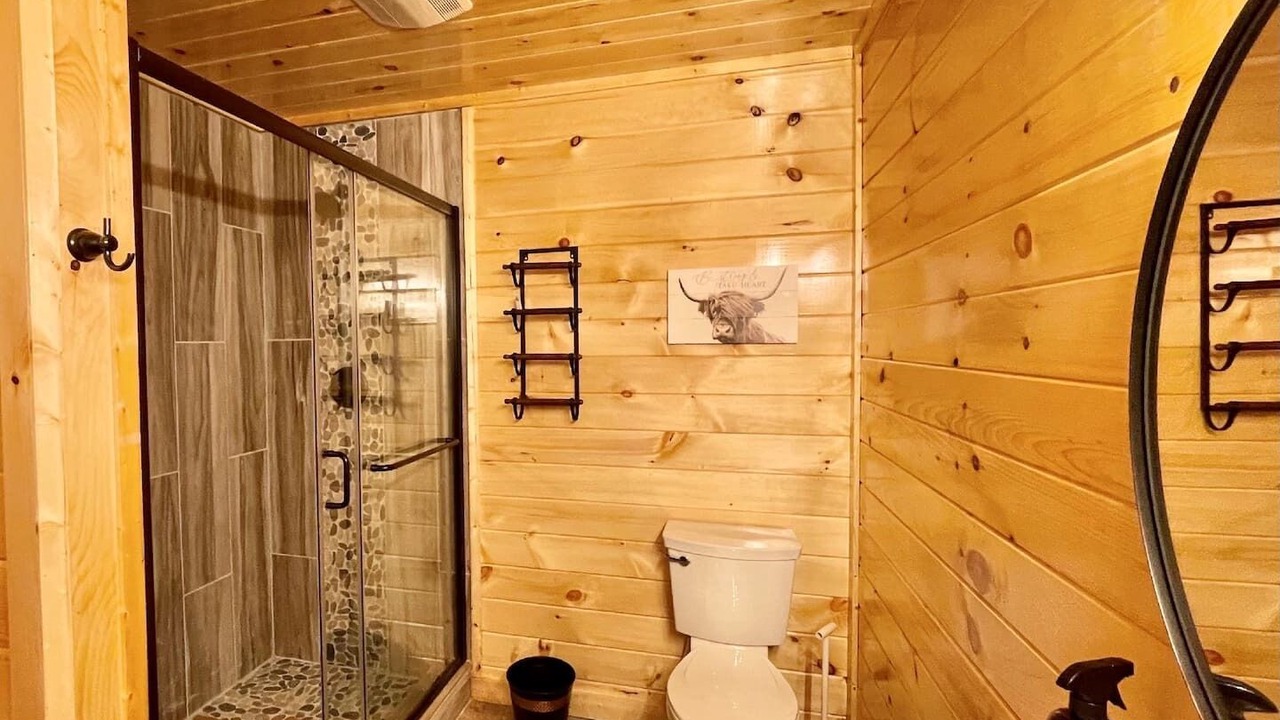 Photo of Bathroom in Sevierville